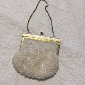 VINTAGE beaded purse clutch bag satin lined kiss lock cream gold tone hardware